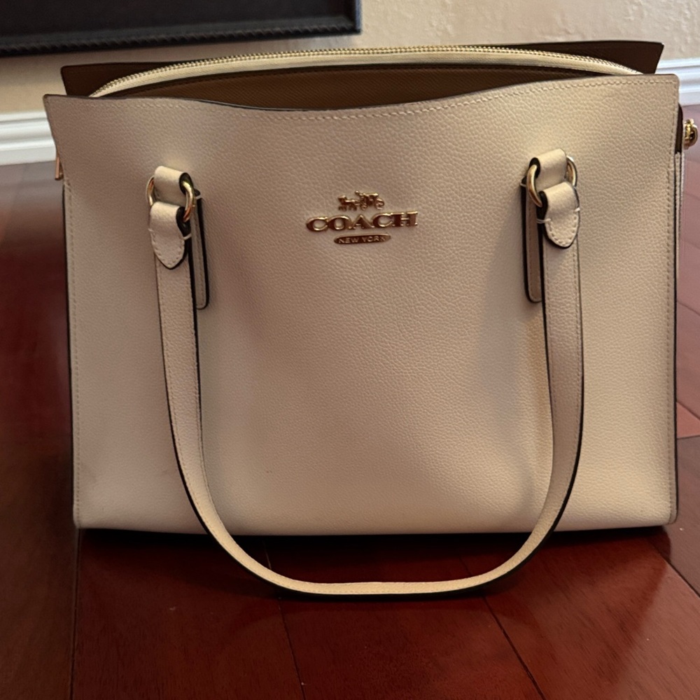 Coach Elegant Cream Tote Bag